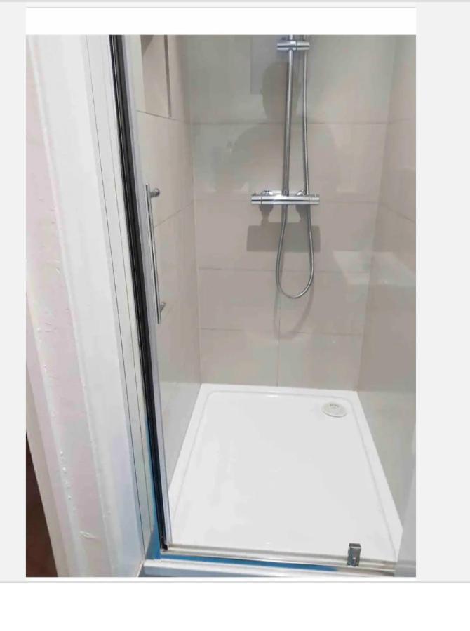 Cozy Private Room Londra Dış mekan fotoğraf